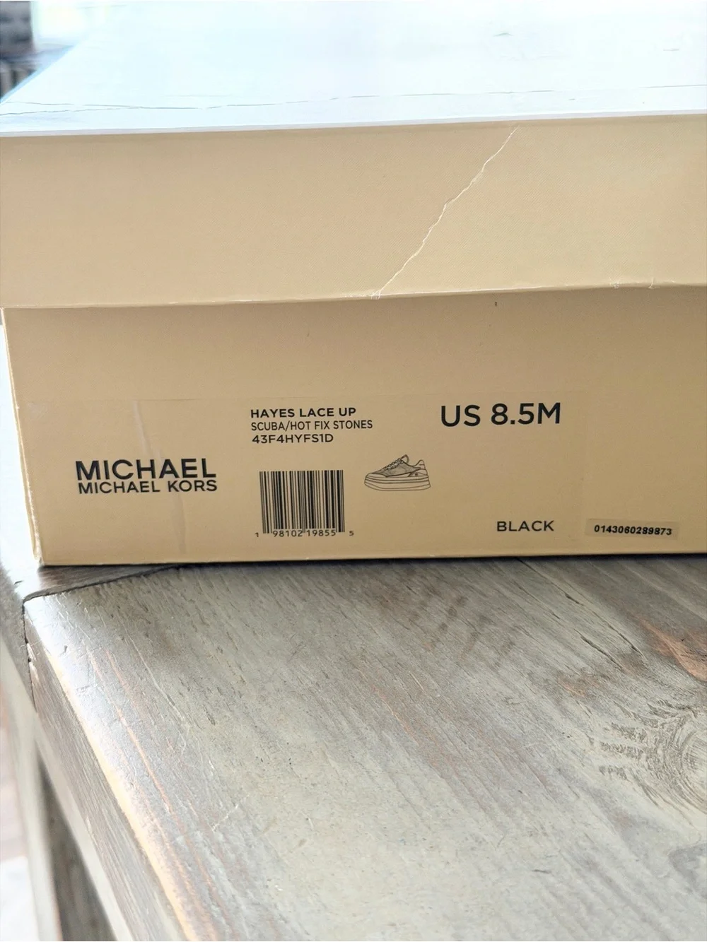NWT MICHAEL KORS Hayes Embellished Leather Sneaker - Size 8.5